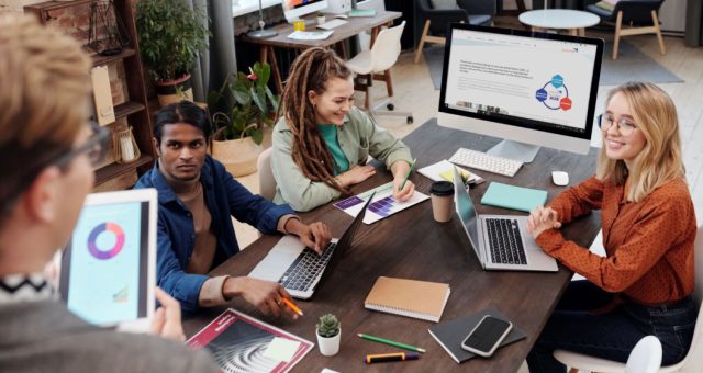 student-hub-1 https://stage-review.accelsiors.com/wp-content/uploads/2023/06/student-hub-1-e1691571308113-640x340.jpg